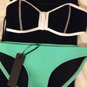 Triangl Elly Featherstone TOP ONLY