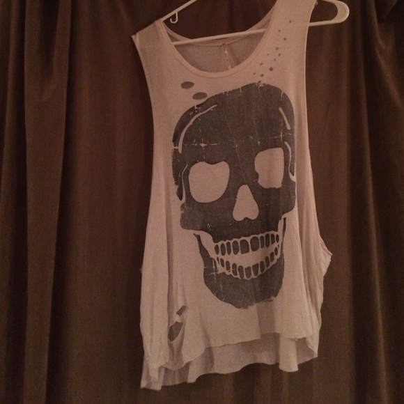 Skull muscle tee! - Picture 2 of 2