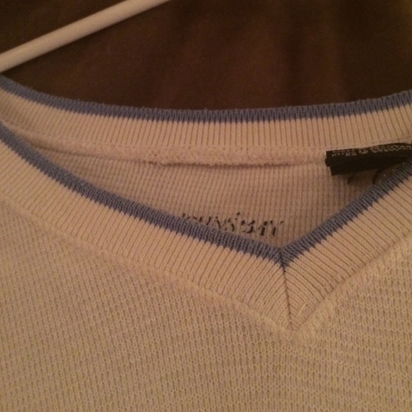 White shirt with blue trim - Picture 3 of 3