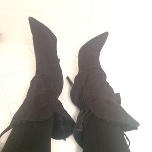 Fur lined black boots