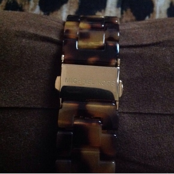 🎊🎈🎉🎉HP-Michael Kors watch HOST PICK🎉🎉🎈🎊 - Picture 2 of 4