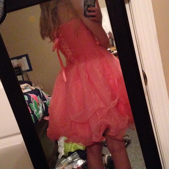 gorgeous pink formal dress - Picture 2 of 4