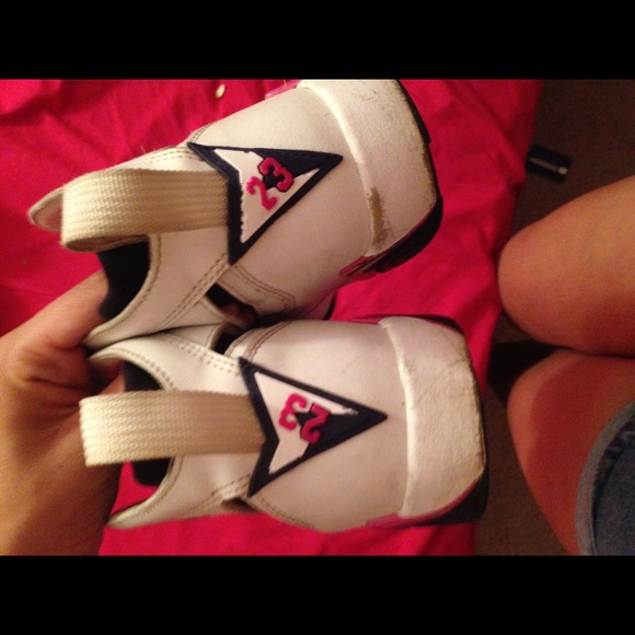 Jordan 7's - Picture 2 of 2