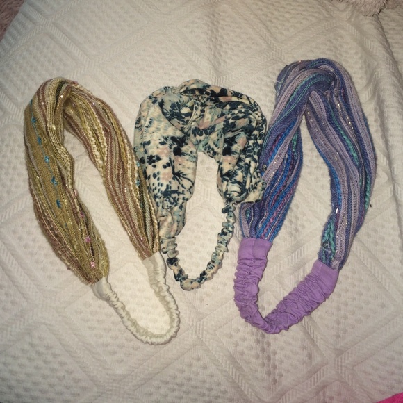 Urban Outfitters Accessories - Head bands bundle!