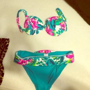 Two piece Bikini floral