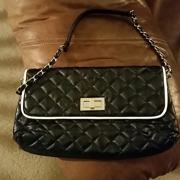 Beautiful black Candie's Purse