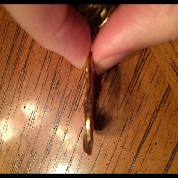 Fun statement earrings - Picture 3 of 3