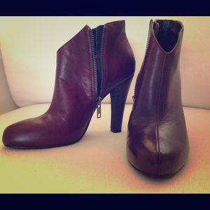 Jessica Simpson Minas Boots