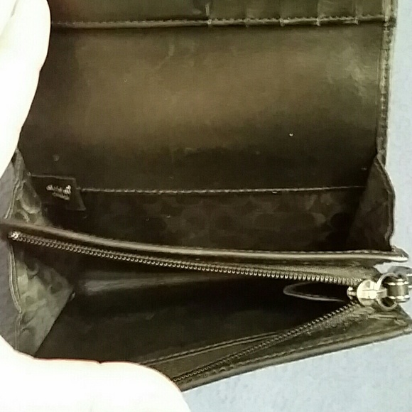 Wallet - Picture 3 of 3