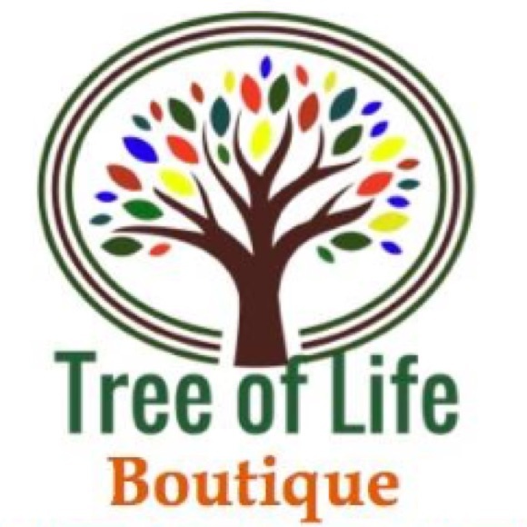 Boutique reopened after 2 yr break from Poshmark!
