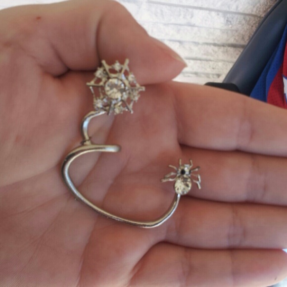 NIB Spider Earring