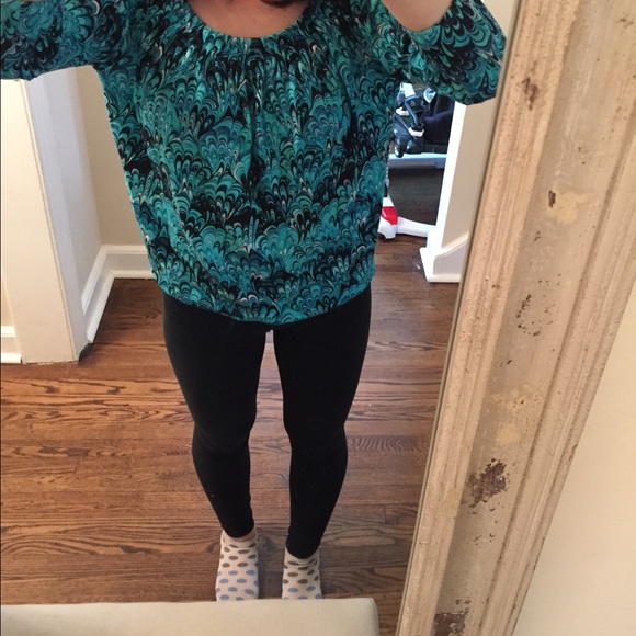 Micheal Kors long sleeve shirt - Picture 4 of 4