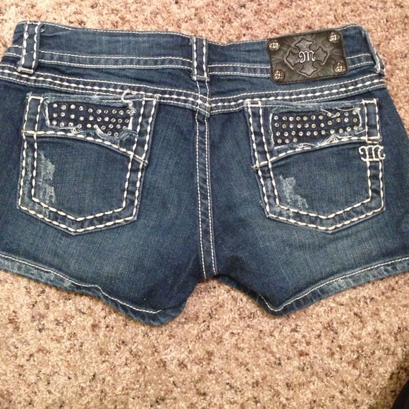 Miss me shorts size 30