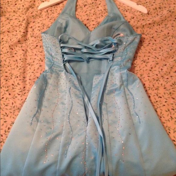 Prom dress - Picture 3 of 4