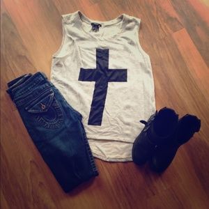 Cross tank