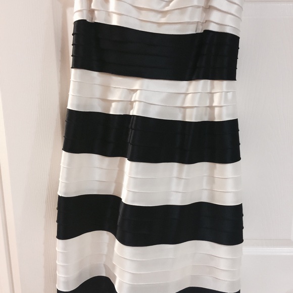 Gorgeous BCBG dress  size 8