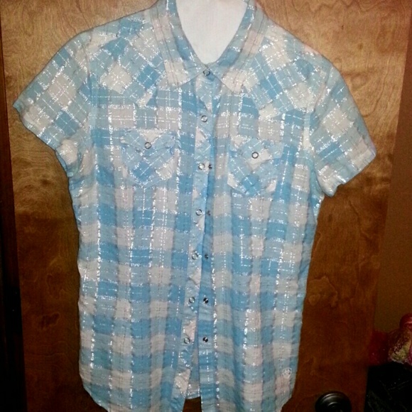 Western button up. Baby blue White and silver.
