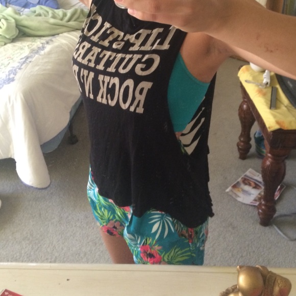 Windsor muscle tank - Picture 2 of 3