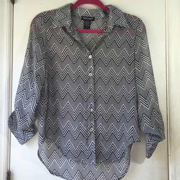 Chevron Sheer Blouse