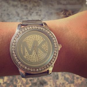 MK WATCH