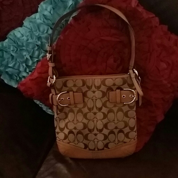 Coach khaki purse authentic only worn once