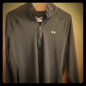 Long sleeve gray pullover