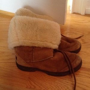 Used UGG boots