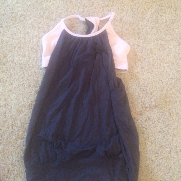 Lululemon pink/grey tank