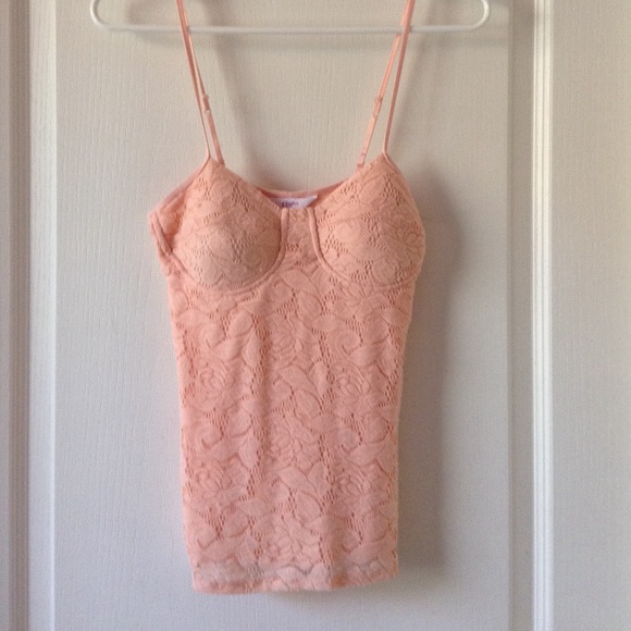 Lace tank top - Picture 1 of 1