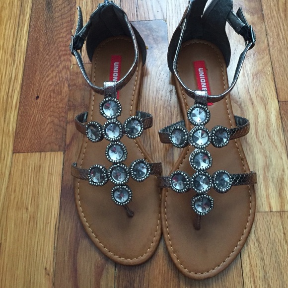 Union bay sandals