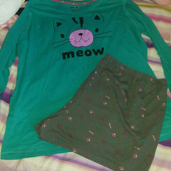 2x kitty pj set joe boxer