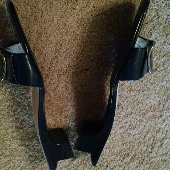 Navy slides - Picture 3 of 3