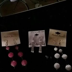 Three Gorges pair of earring