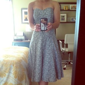 Strapless black and white dress