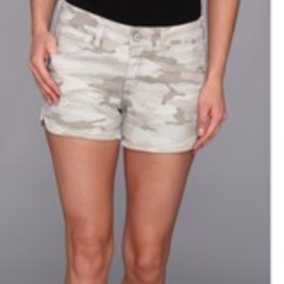 Design lab "Sold" camo shorts. 27