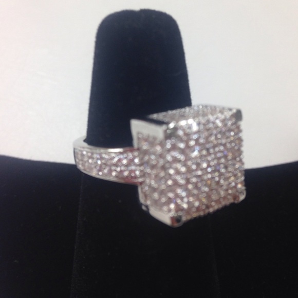 Absolutely Stunning C.Z. Unique Cube Ring-7 or 8 - Picture 2 of 5