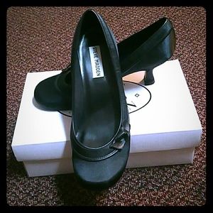 NEW Steve Madden Venus Black Fabric sz 7