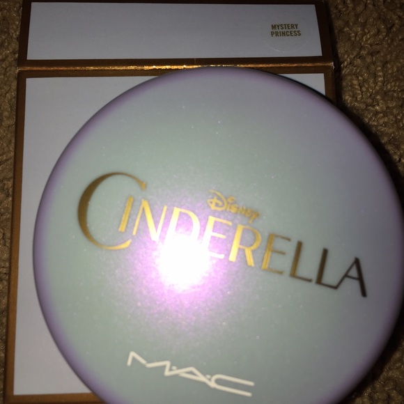 ⁉️SOLD⁉️ Mac Cinderella - Picture 3 of 3