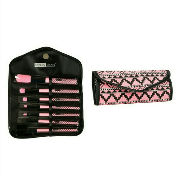 7 Piece Compact Make-Up Brush Set