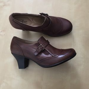 Strictly Comfort Shoes