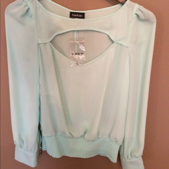 Beautiful mint green blouse NWT!