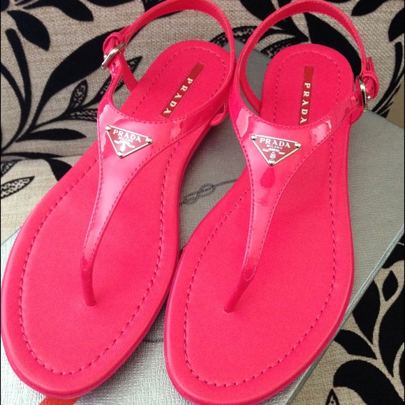 ❤️SOLD❤️ Prada Thong Sandals Flats Hot Pink