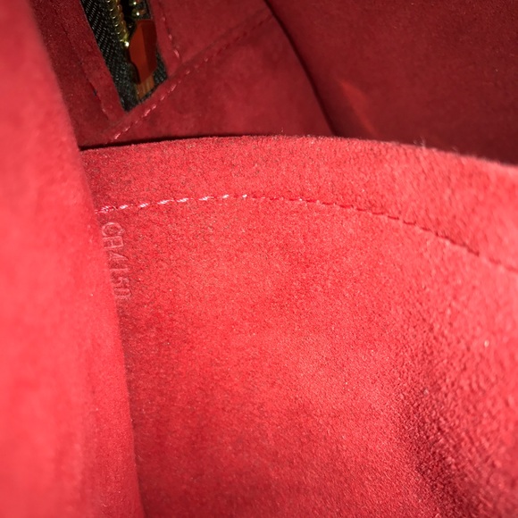 SOLD AUTHENTIC LOUIS VUITTON DUOMO SATCHEL - Picture 5 of 6