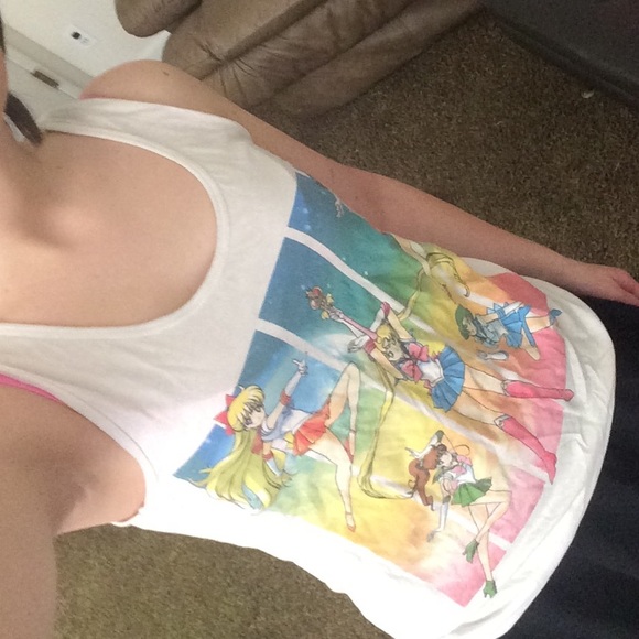 Shirt - Picture 2 of 2
