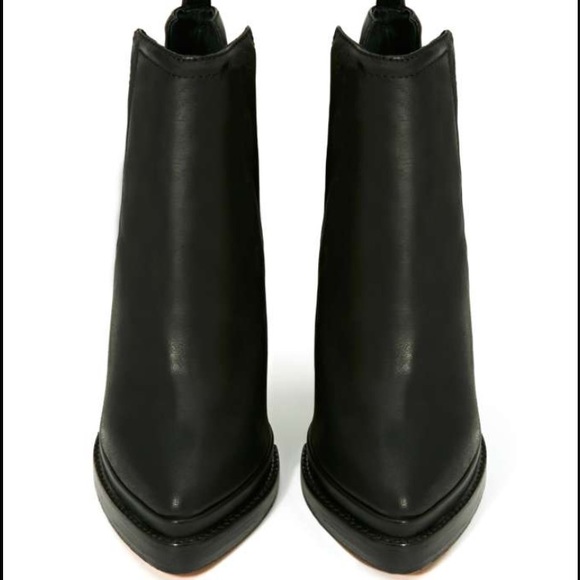 Brand new who's next Jeffrey Campbell booties