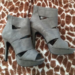 Platform Cut out heels