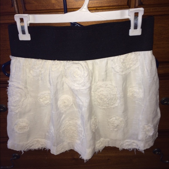 White rose skirt