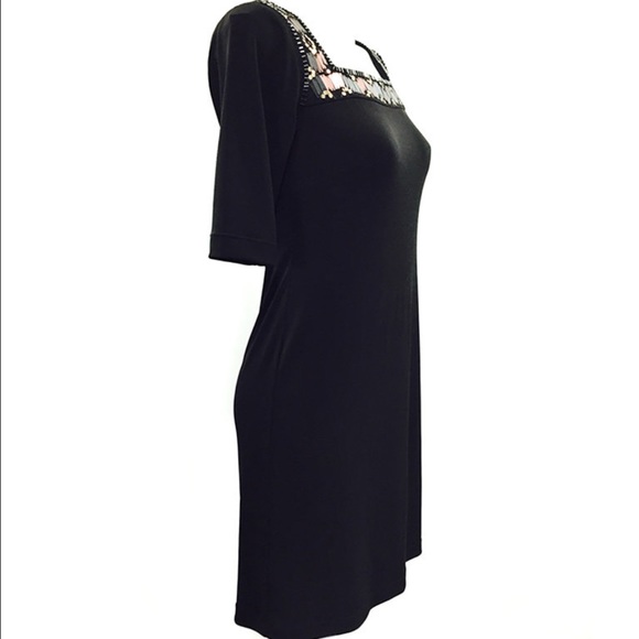 Beautiful black shift dress with embellishments - Picture 2 of 4