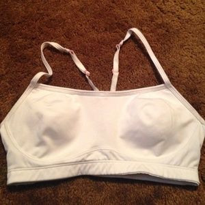 VS Sports Bra