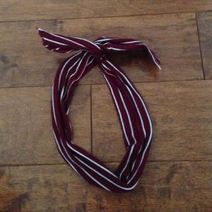 BRANDY MELVILLE WIRE HEADBAND